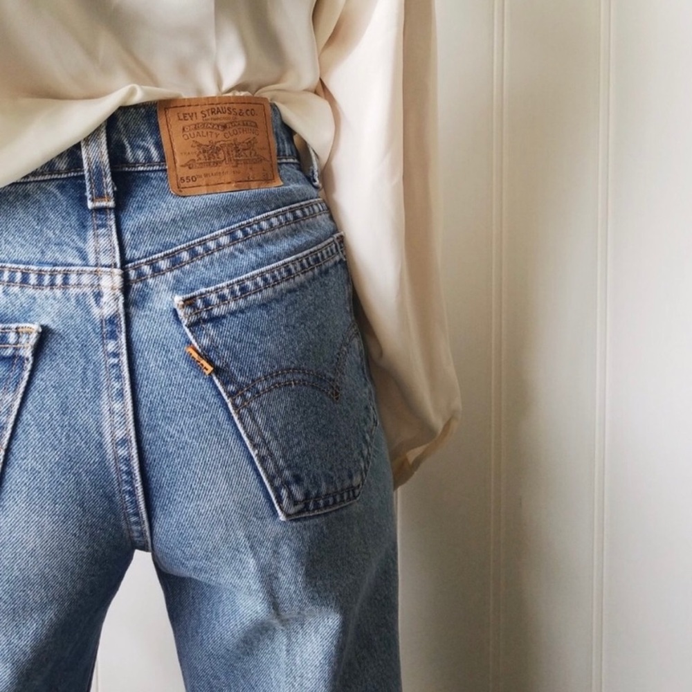 Vintage Levi’s High Waisted Straight Leg Mom Jeans